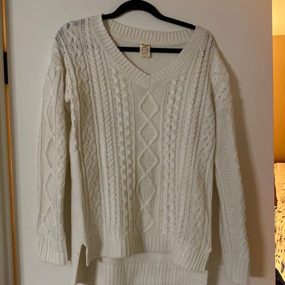 Fades glory cable knot sweater